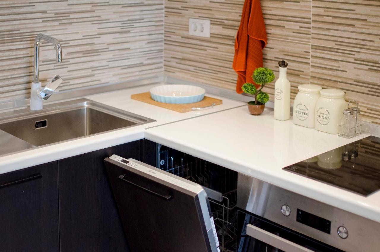 Stylish Studio, Skopje Centre - Private Parking - Panoramic Views Экстерьер фото