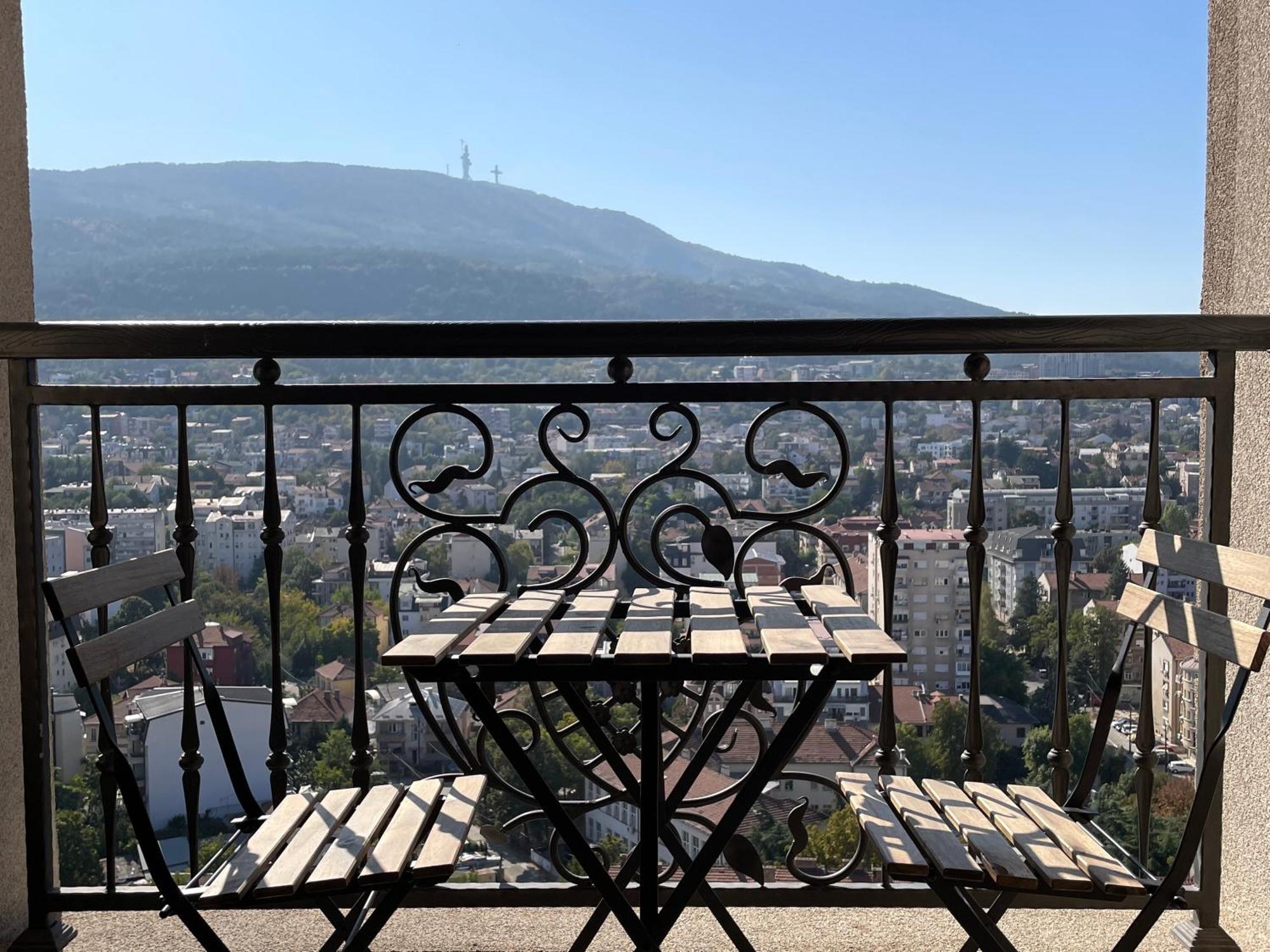 Stylish Studio, Skopje Centre - Private Parking - Panoramic Views Экстерьер фото