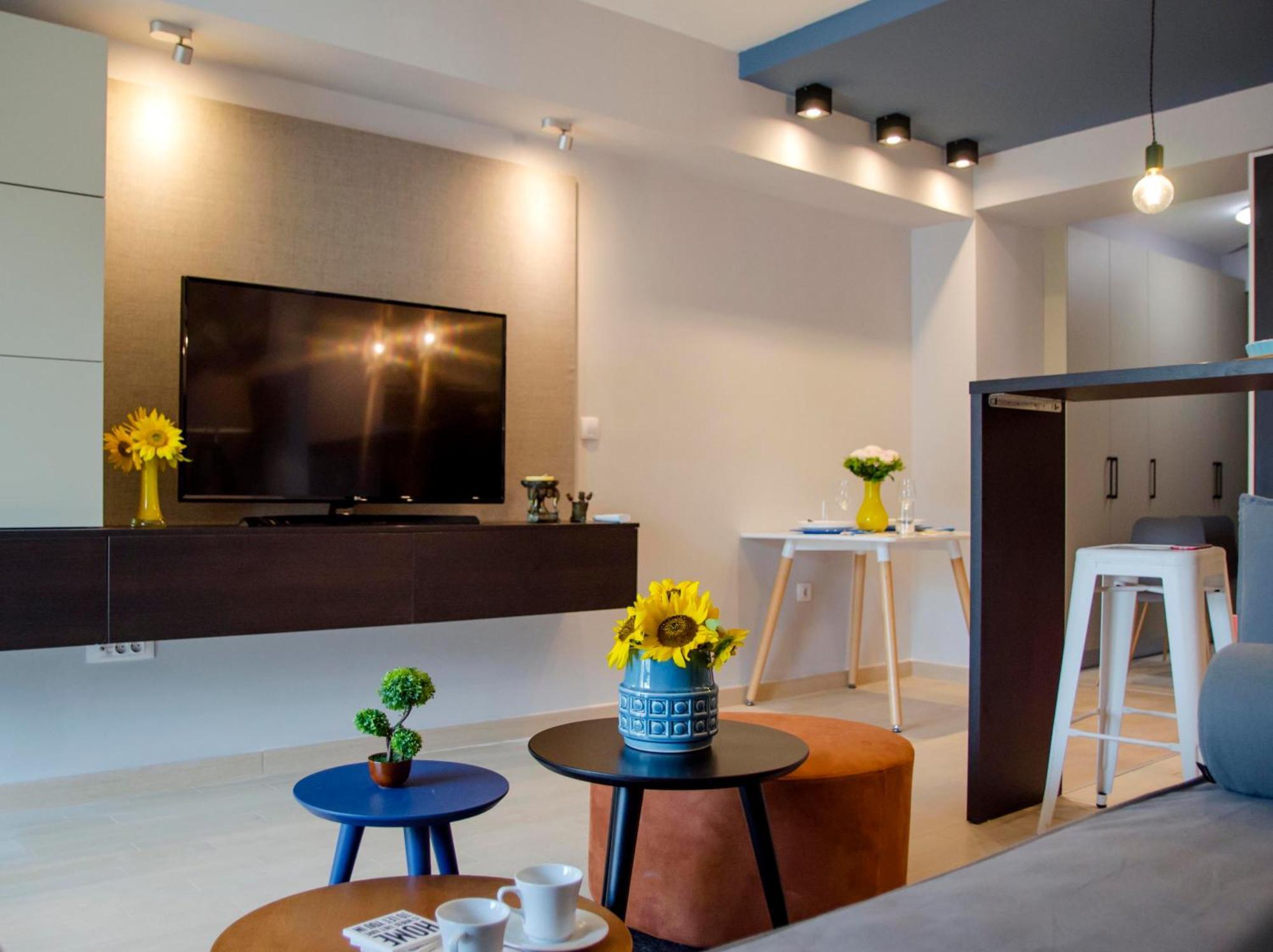 Stylish Studio, Skopje Centre - Private Parking - Panoramic Views Экстерьер фото